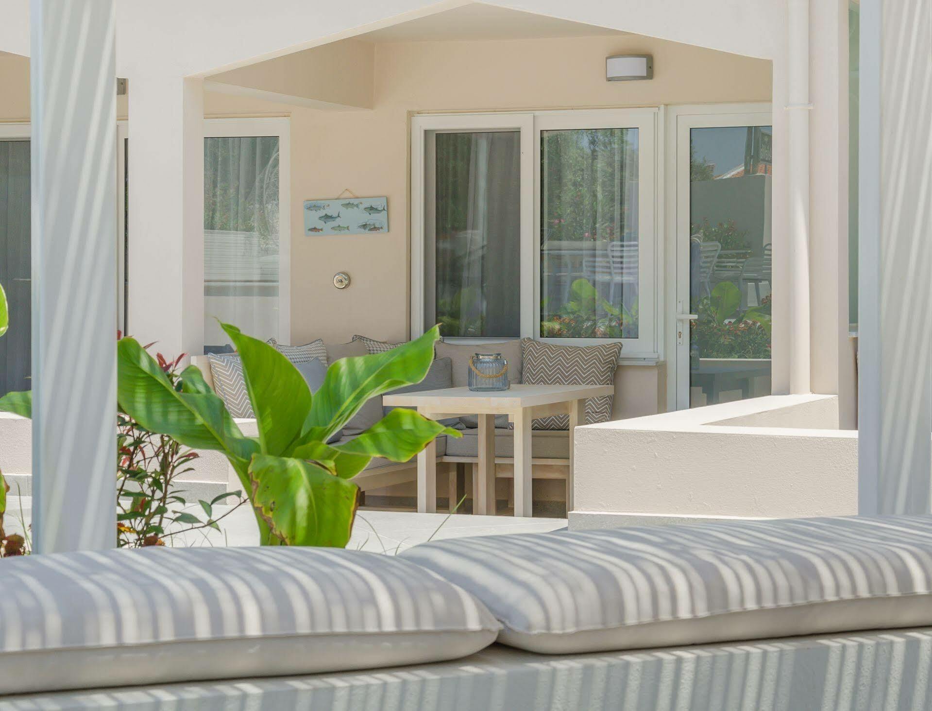 Aelia Villa Limenas  Luaran gambar