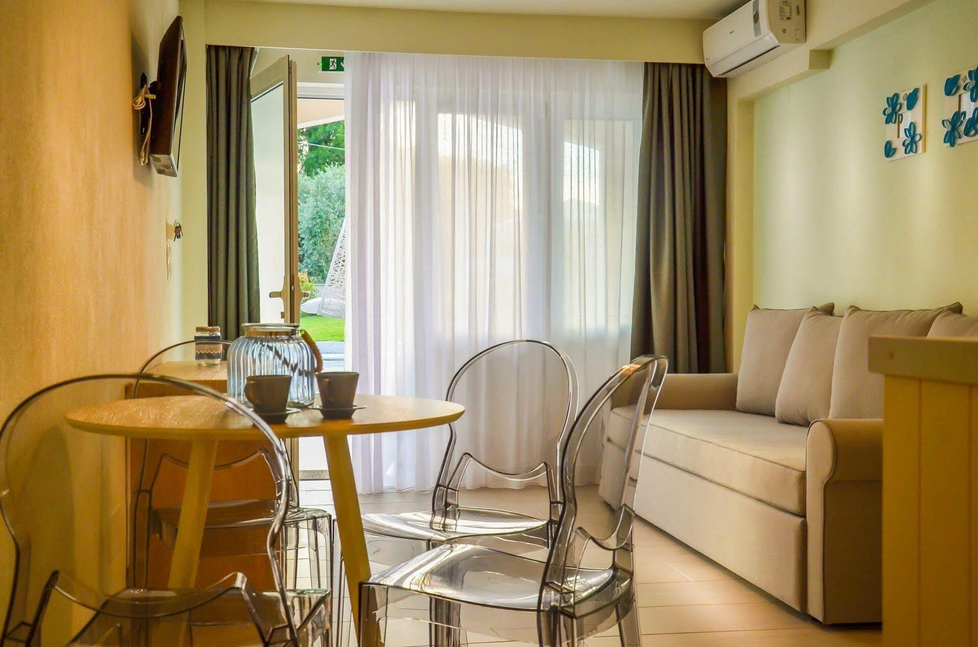 Aelia Villa Limenas  Luaran gambar